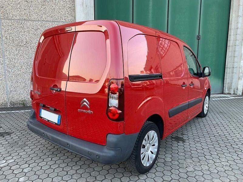 Usata Citroën Berlingo 90 CV (66 kW) 2015 Bianco Monovolume