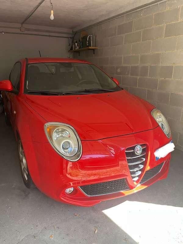 Rosso Usata 2008 Alfa Romeo MiTo Distinctive Utilitaria | 6500 € (Buon prezzo) - Immagine 1/4