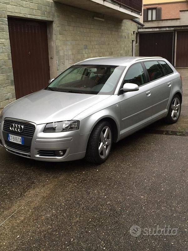Usata Audi A3 140 CV (102 kW) 2005 Grigio Utilitaria