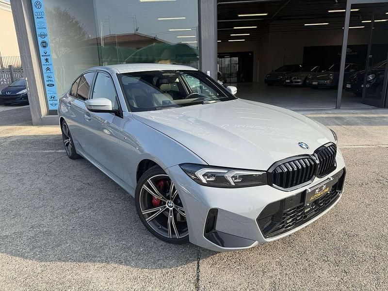 Usata BMW 320 M Sport 190 CV (139 kW) 2024 Grigio Berlina