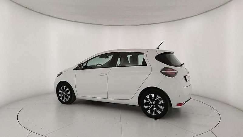 Usata Renault Zoe Zen 50 kW (69 CV) 2022 Bianco Utilitaria