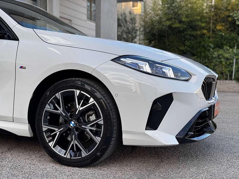 Usata BMW 120 M Sport 163 CV (119 kW) 2025 Bianco Utilitaria