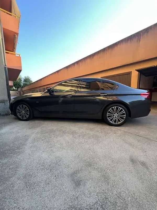 Usata BMW 520 Sport Line 190 CV (139 kW) 2017 Berlina