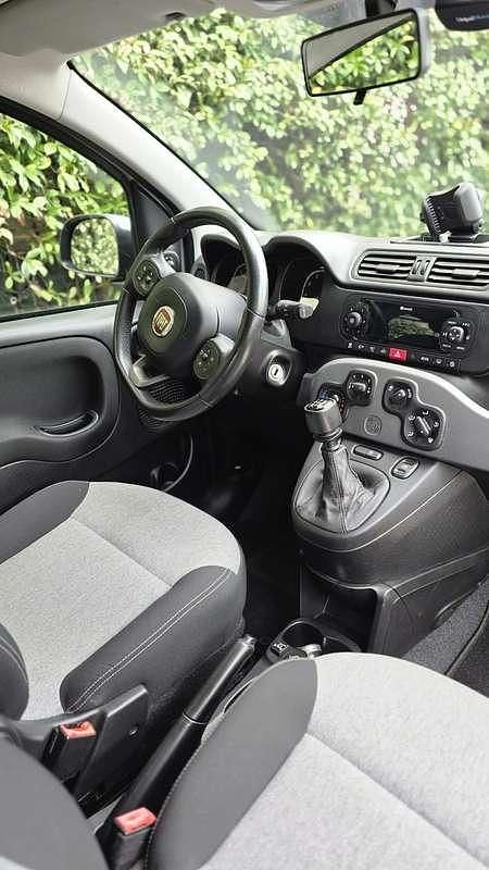 Usata Fiat Panda Lounge 69 CV (50 kW) 2018 Argento Utilitaria