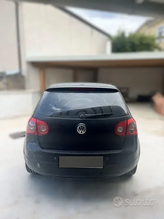 Usata VW Golf V 105 CV (77 kW) 2007 Nero Berlina