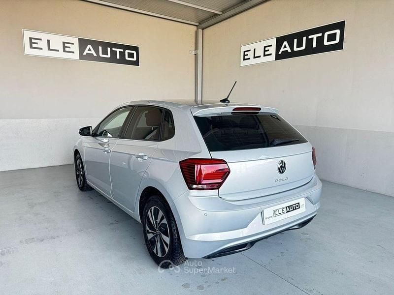 Usata VW Polo Sport 95 CV (69 kW) 2021 Argento Utilitaria