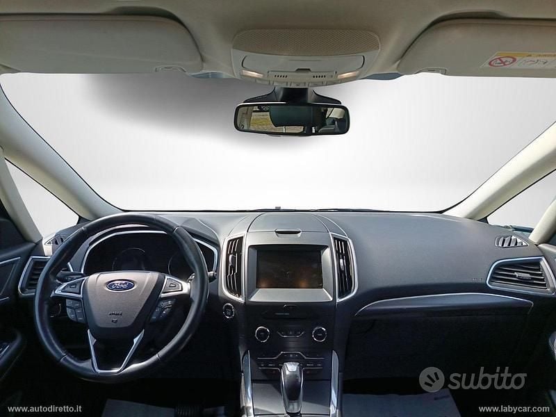 Usata Ford S-MAX Titanium 180 CV (132 kW) 2016 Grigio Monovolume