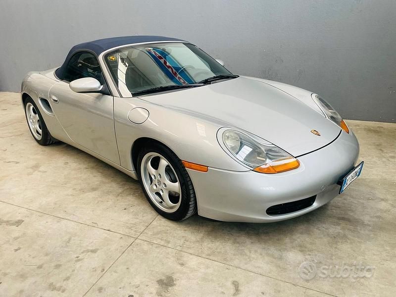 Usata Porsche Boxster 204 CV (150 kW) 1999 Grigio Cabrio