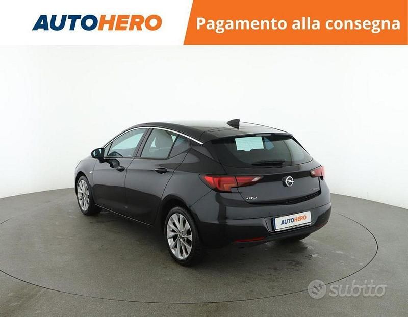 Usata Opel Astra Innovation 150 CV (110 kW) 2016 Nero Berlina