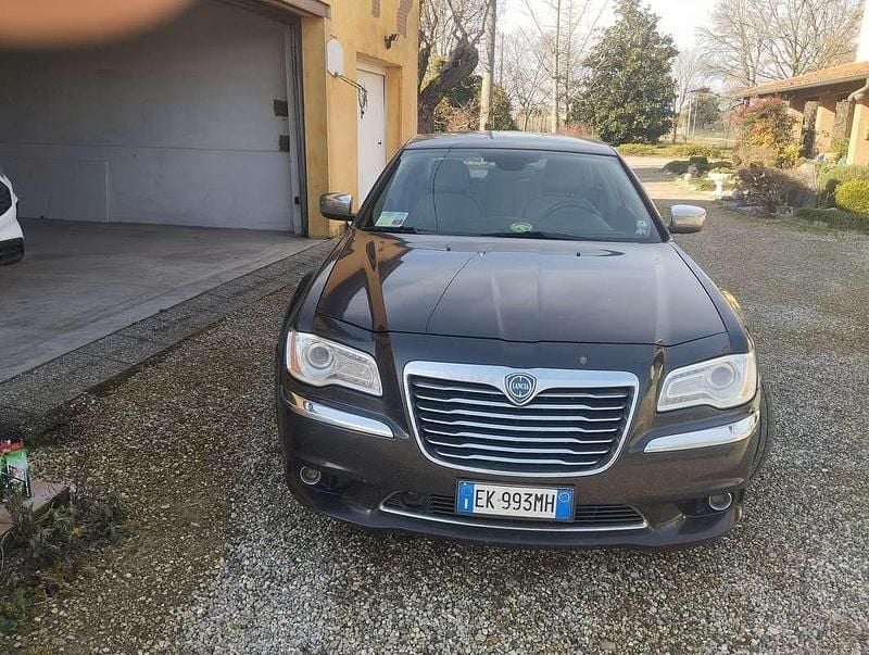 Usata Lancia Thema 239 CV (175 kW) 2011 Berlina