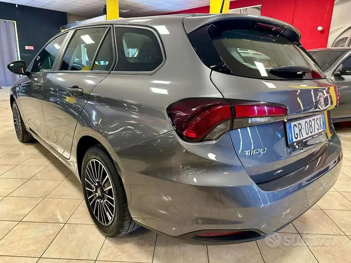 Usata Fiat Tipo S 131 CV (96 kW) 2023 Grigio Station wagon