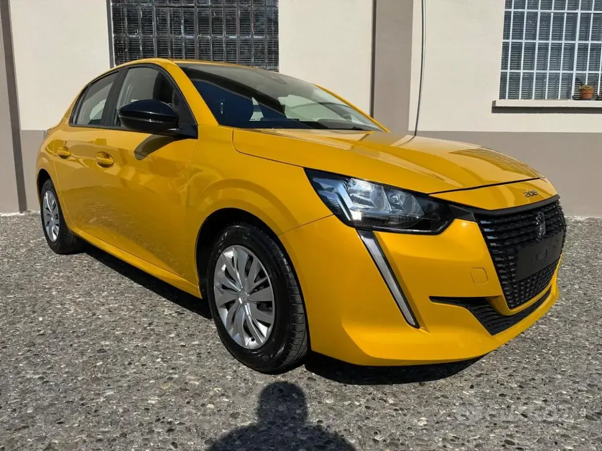 Usata Peugeot 208 75 CV (55 kW) 2023 Giallo Utilitaria