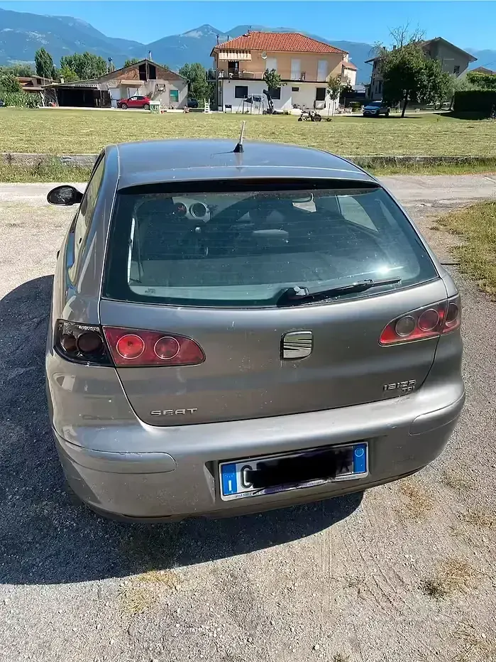 Usata Seat Ibiza 2003 Utilitaria