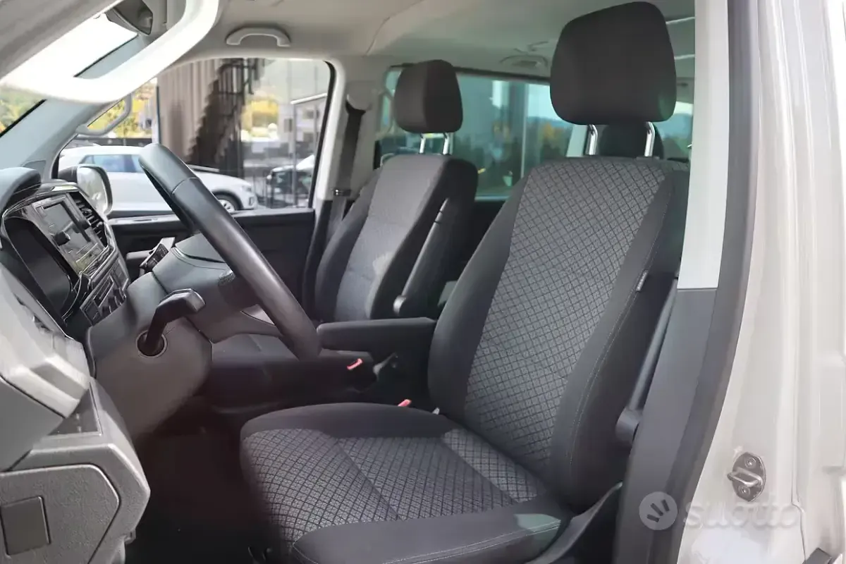 Usata VW Multivan 150 CV (110 kW) 2021 Bianco Monovolume