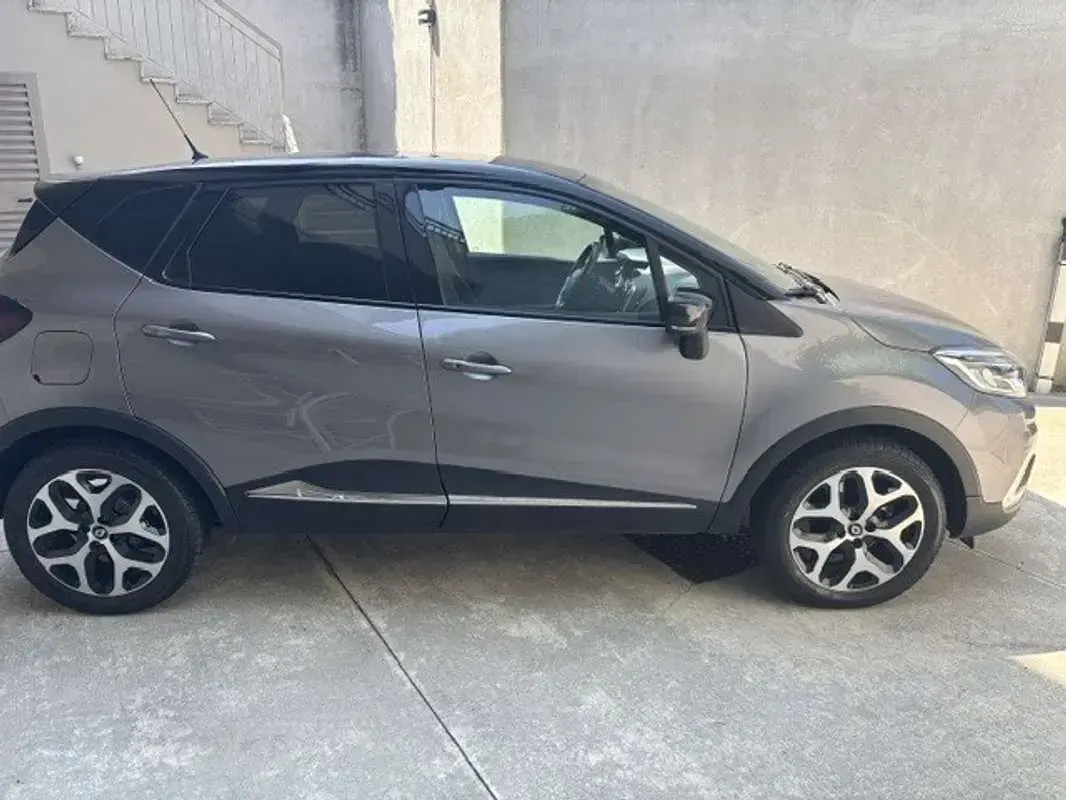 Usata Renault Captur 90 CV (66 kW) 2019 SUV