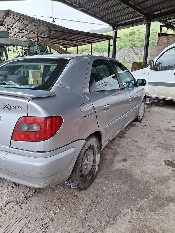Usata Citroën Xsara 1995 Grigio Berlina