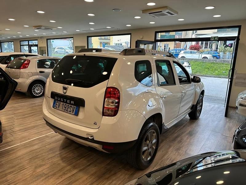 Usata Dacia Duster Lauréate 109 CV (80 kW) 2014 Bianco SUV