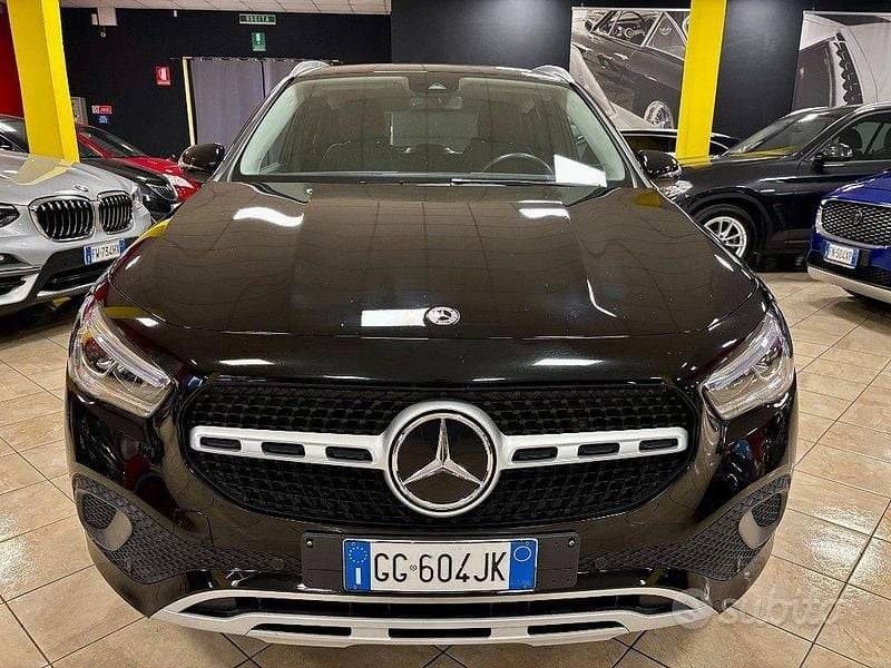 Usata Mercedes GLA200 Edition 150 CV (110 kW) 2021 Nero SUV