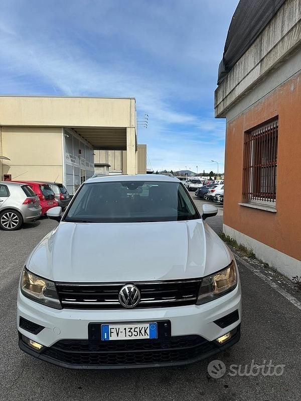 Usata VW Touran Business 150 CV (110 kW) 2019 Bianco Monovolume