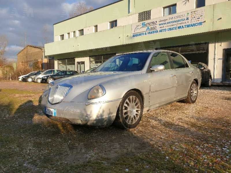 Dissertation vs thesis picture