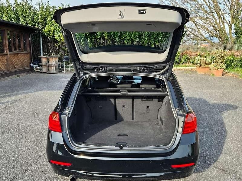 Usata BMW 320 184 CV (135 kW) 2013 Nero Station wagon