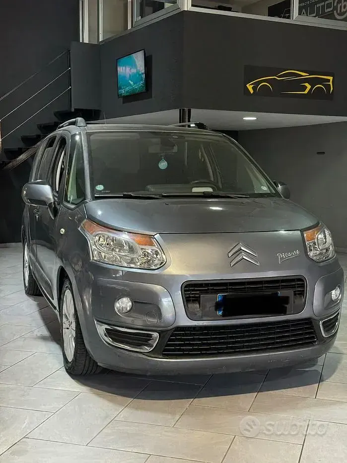Usata Citroën C3 Picasso Exclusive 90 CV (66 kW) 2010 Grigio Monovolume