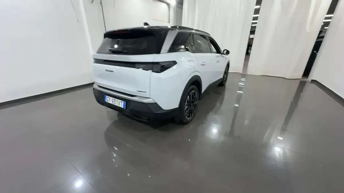 Usata Peugeot 5008 GTi 136 CV (100 kW) 2025 Bianco SUV