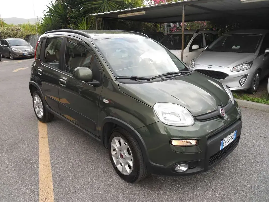 Usata Fiat Panda Trekking 80 CV (58 kW) 2013 Verde Utilitaria