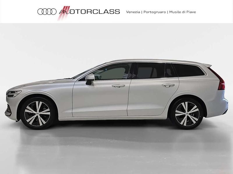 Usata Volvo V60 Business Edition 197 CV (144 kW) 2021 Grigio metallizzato chiaro Station wagon