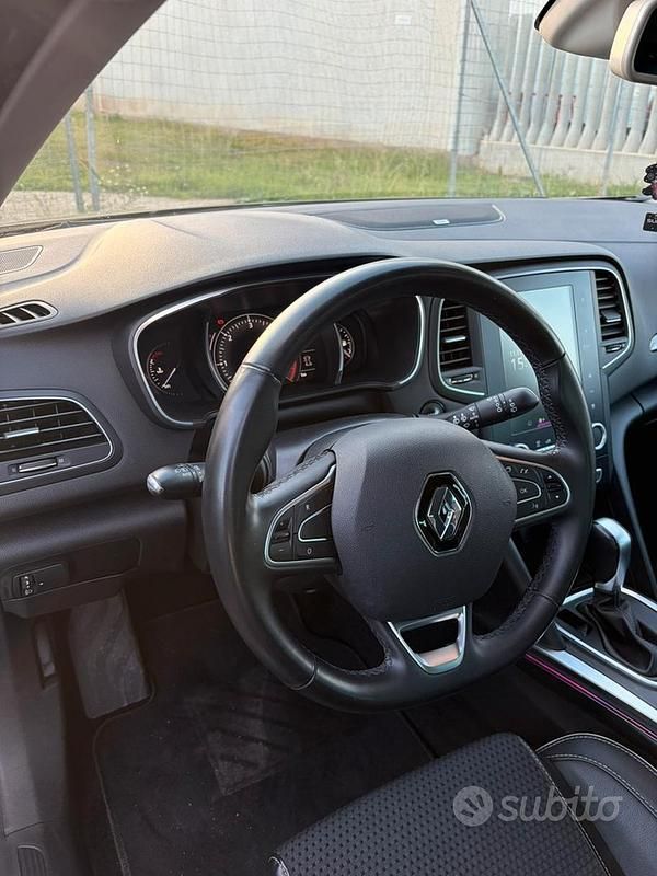 Usata Renault Mégane IV Bose Edition 110 CV (80 kW) 2018 Berlina