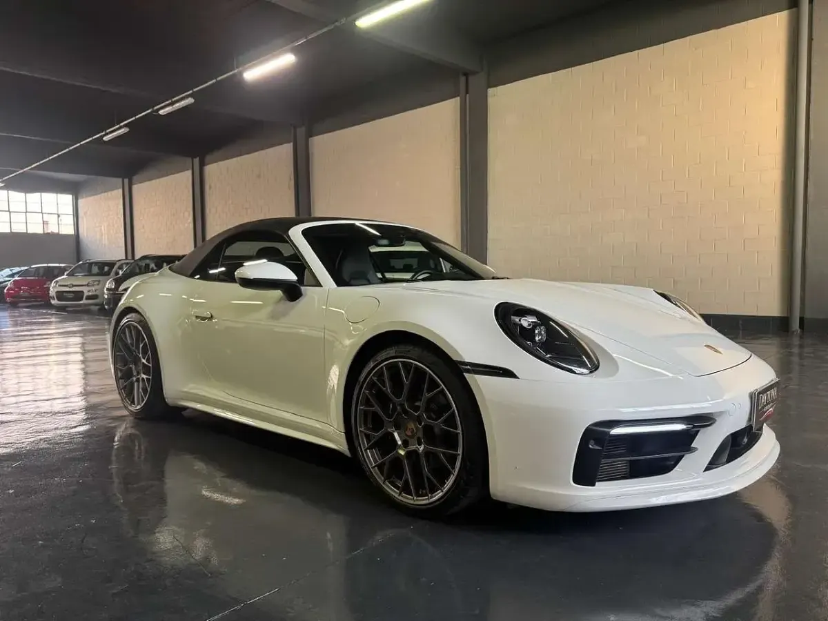 Usata Porsche 911 Carrera Cabriolet 385 CV (283 kW) 2020 Other Cabrio