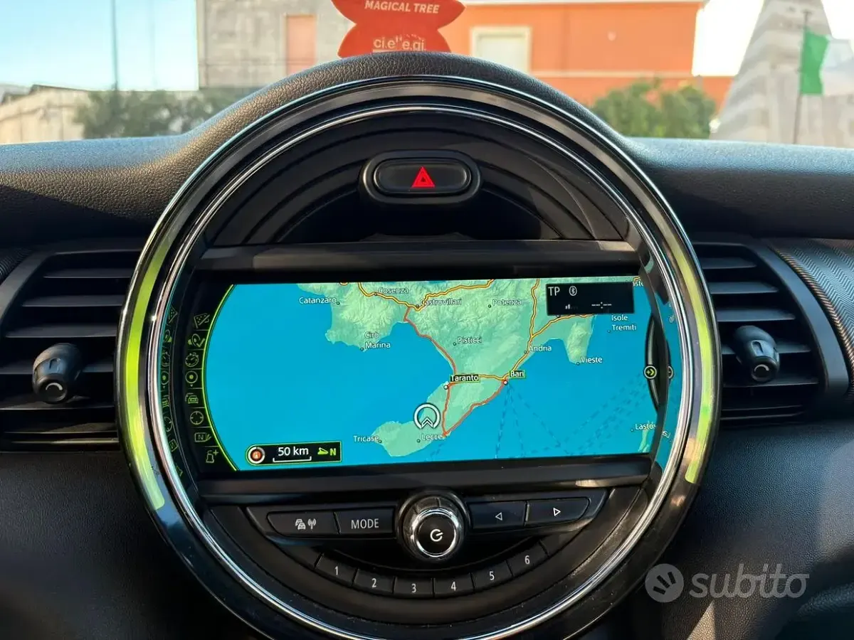 Usata Mini Cooper D Cabriolet 116 CV (85 kW) 2016 Nero Cabrio