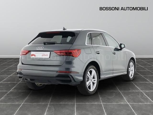 Usata Audi Q3 S-Line 150 CV (110 kW) 2024 Grigio SUV