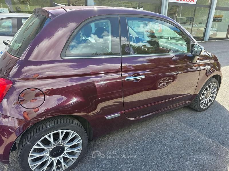 Usata Fiat 500 Lounge 69 CV (50 kW) 2018 Viola Berlina
