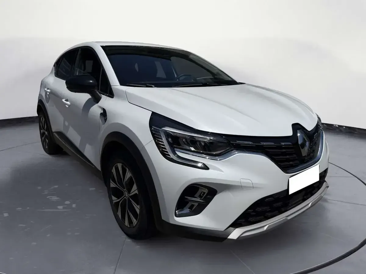 Usata Renault Captur Techno 90 CV (66 kW) 2023 Bianco SUV