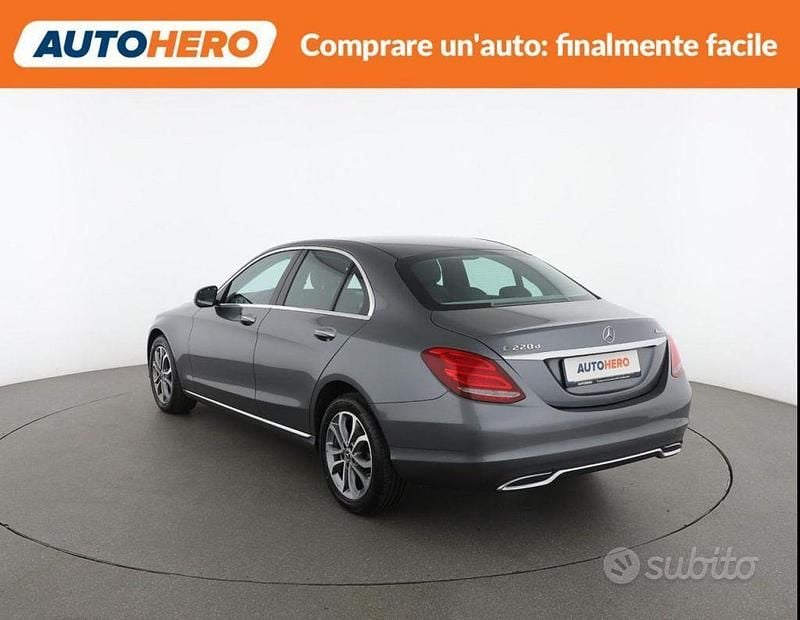 Usata Mercedes C220 170 CV (125 kW) 2018 Grigio Berlina
