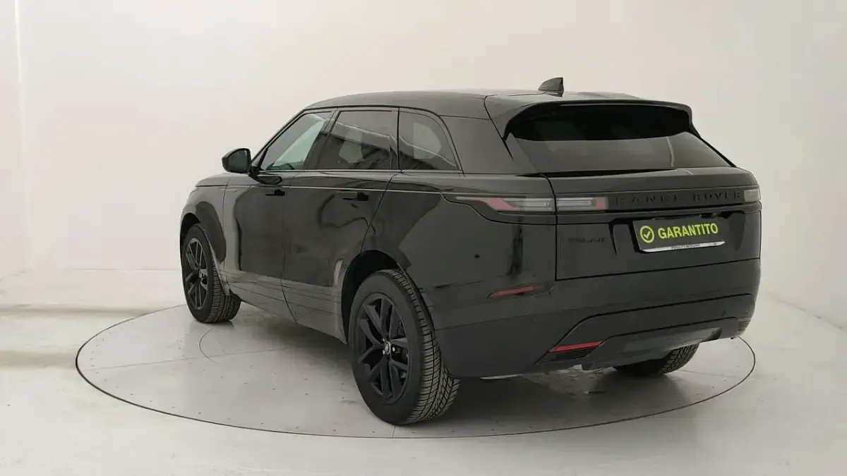 Usata Land Rover Range Rover Velar SE Dynamic 204 CV (150 kW) 2024 Nero SUV