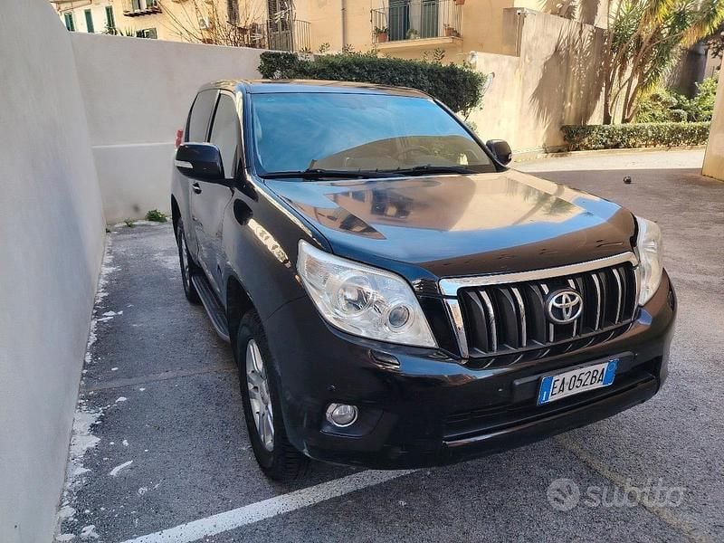 Usata Toyota Land Cruiser 173 CV (127 kW) 2010 Nero SUV