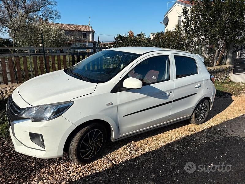 Usata Mitsubishi Space Star 80 CV (58 kW) 2023 Bianco Utilitaria
