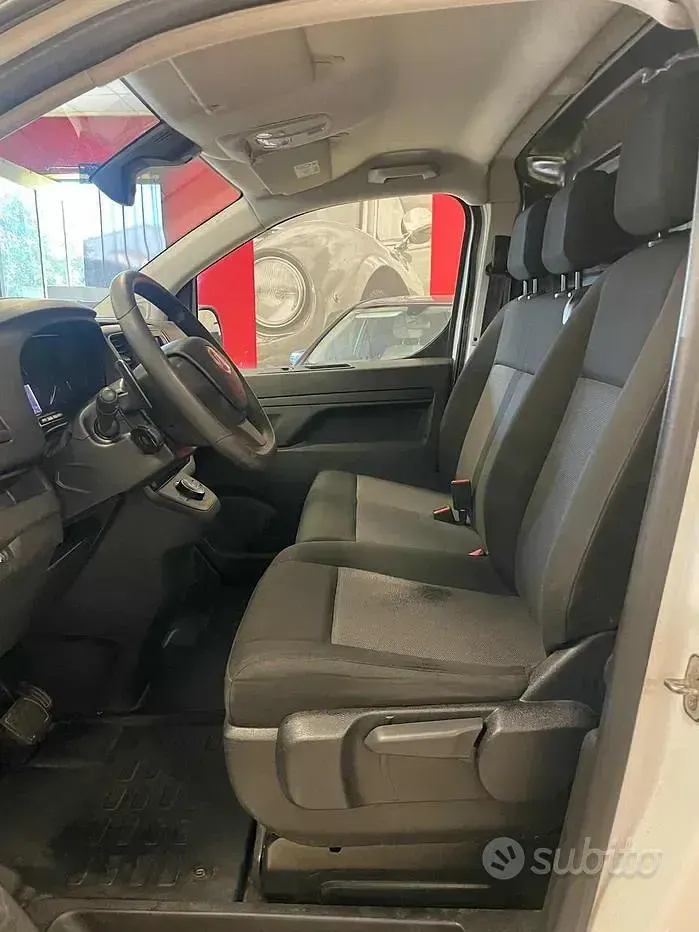 Usata Fiat Scudo Lounge 144 CV (105 kW) 2023 Bianco Furgone