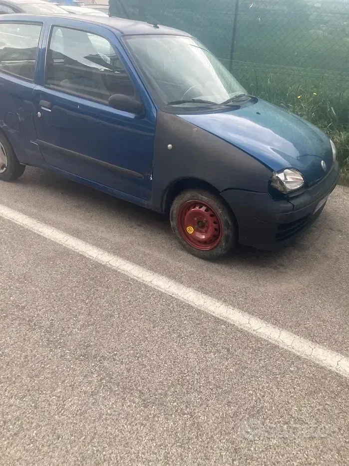 Usata Fiat 600 54 CV (39 kW) 2007 Utilitaria