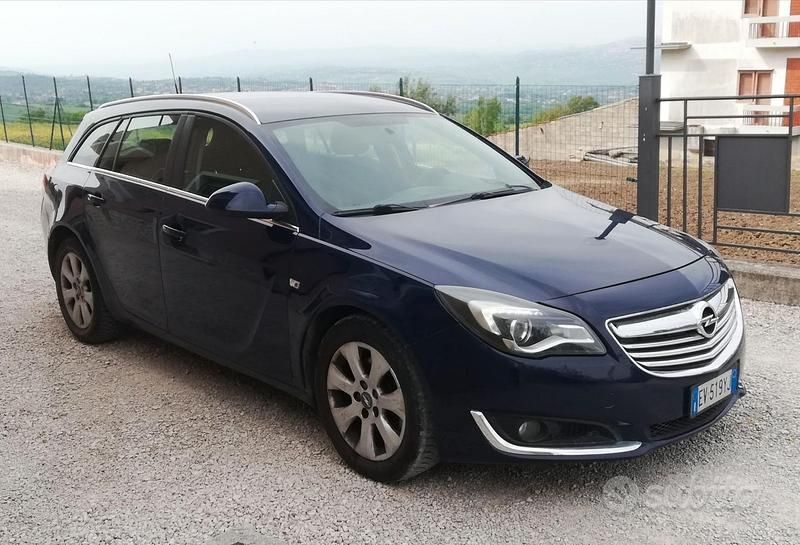 Usata 2014 Opel Insignia Station wagon | 3000 € (Buon prezzo) - Immagine 1/4