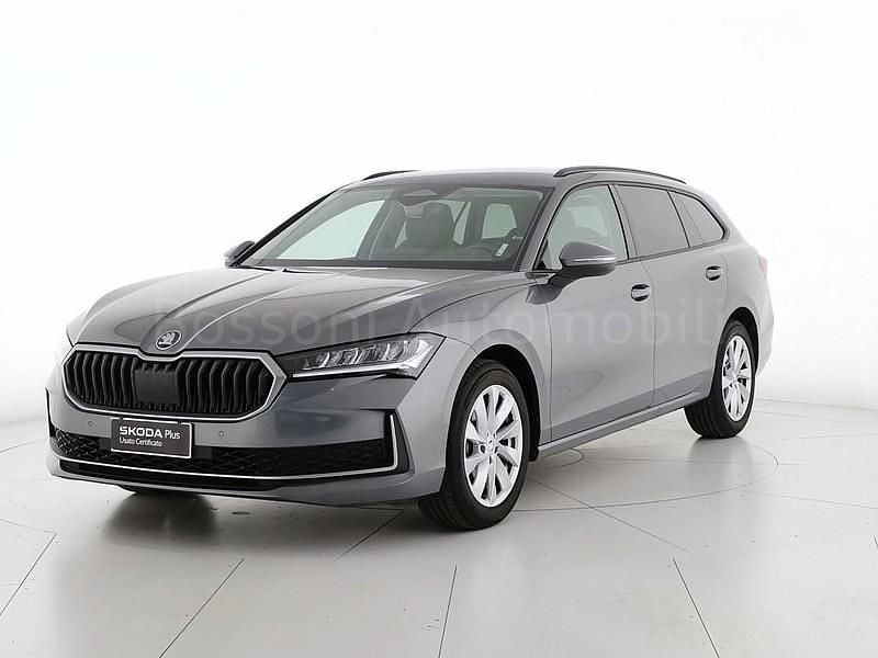 Grigio Usata 2025 Skoda Superb Selection Station wagon | 34.900 € (Buon prezzo) - Immagine 1/4