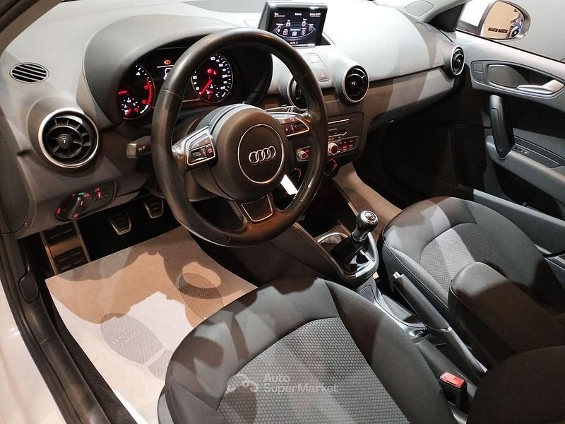 Usata Audi A1 Ambiente 116 CV (85 kW) 2016 Bianco Berlina
