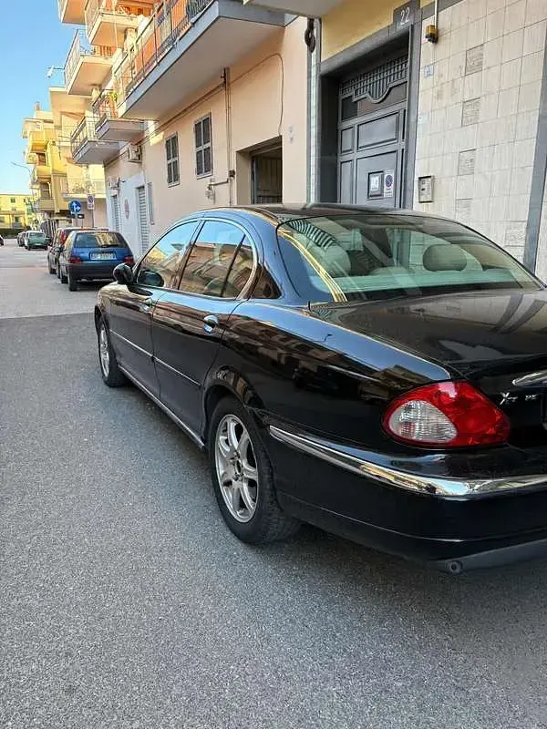 Usata Jaguar X-type Executive 156 CV (114 kW) 2003 Nero Berlina