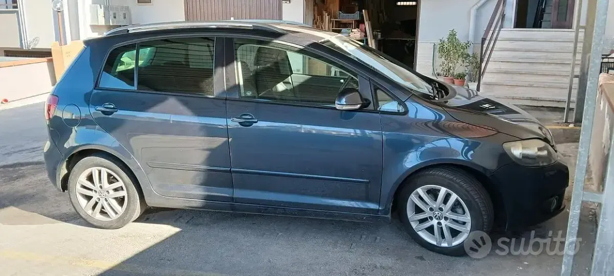 Usata VW Golf Plus Cross Highline 105 CV (77 kW) 2011 Blu Monovolume