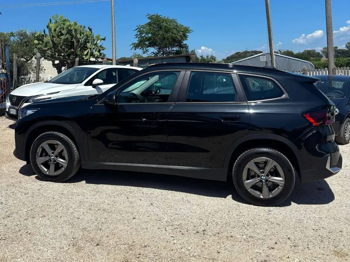 Usata BMW X1 150 CV (110 kW) 2023 Nero SUV