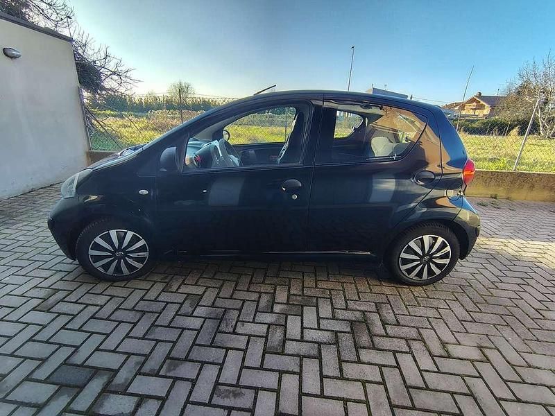 Usata Toyota Aygo 68 CV (50 kW) 2007 Utilitaria