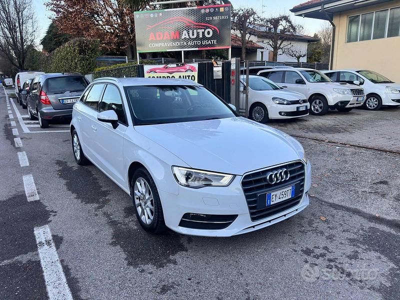 Usata Audi A3 Young 105 CV (77 kW) 2015 Bianco Berlina