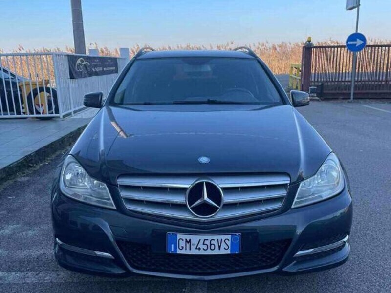 Usato 2013 Mercedes 180 1.6 Benzin 156 CV (13.490 €)